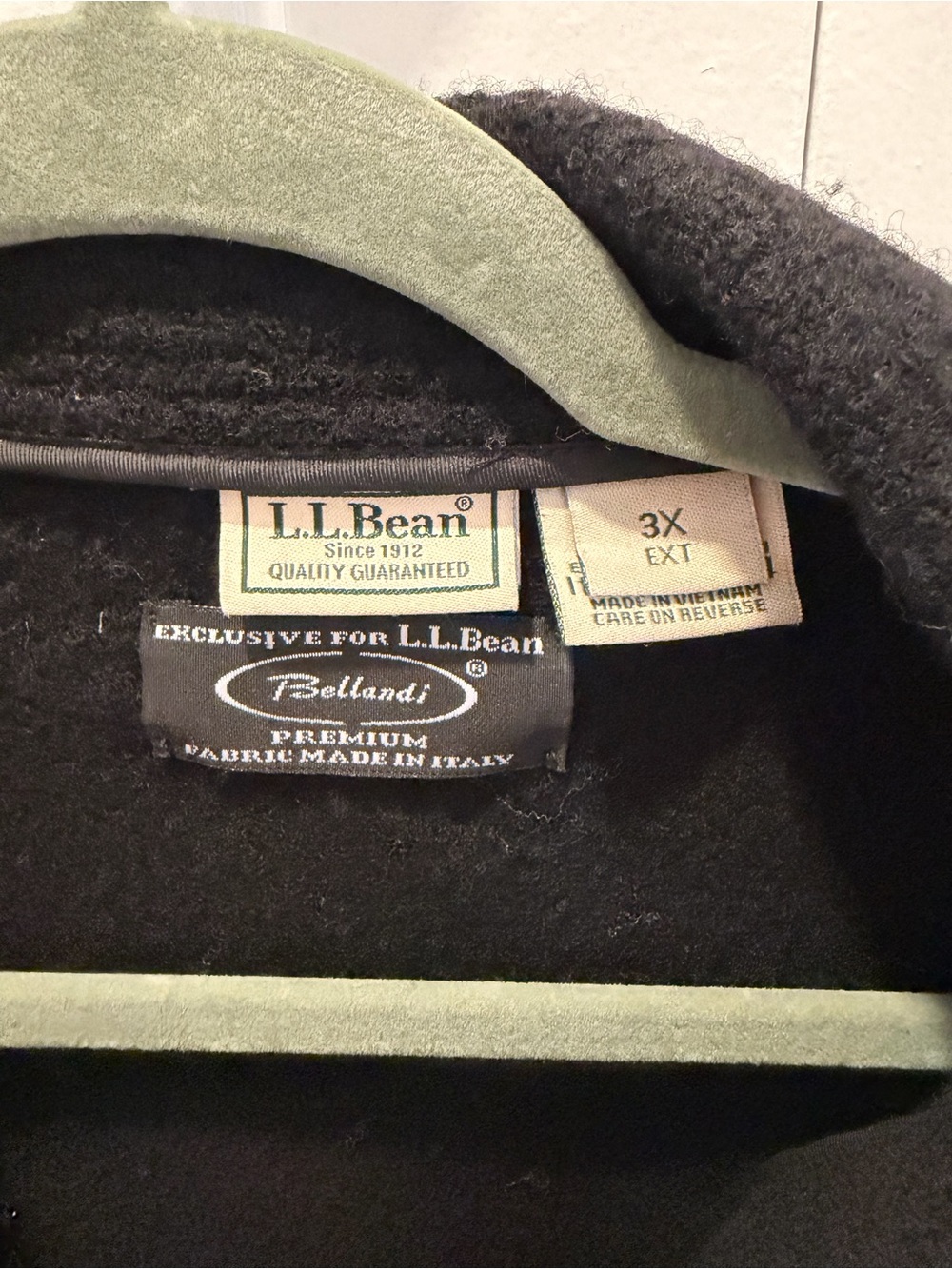 L.L. Bean Women's 100% Wool Peacoat - Black - Picture 2 of 5